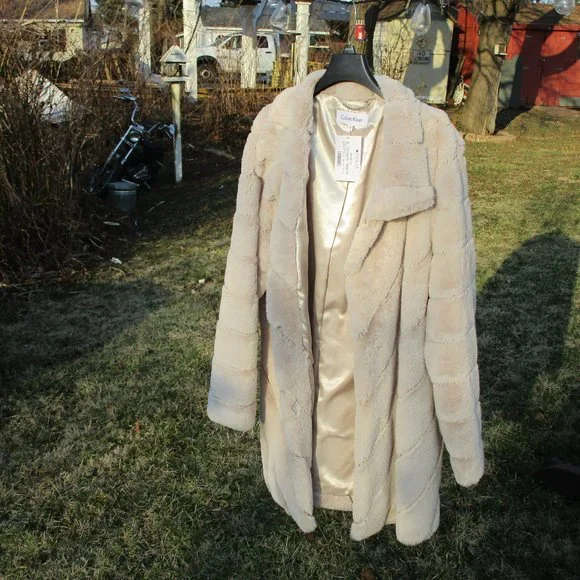 Best Offer!!NWT Calvin Klein Fur Coat   XL - Picture 8 of 10